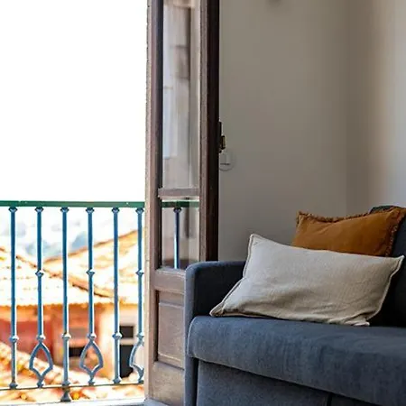 The Flat Apartment
